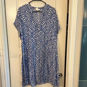H&M Blue and White Leaf Pattern Dress